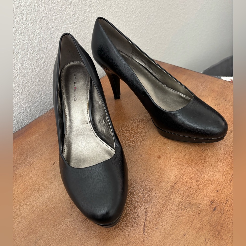 Bandolino Classic Black Heels